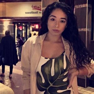 Meet your Posher, Melanie